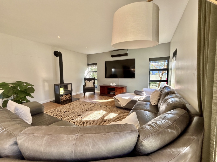 4 Bedroom Property for Sale in Sandown Western Cape